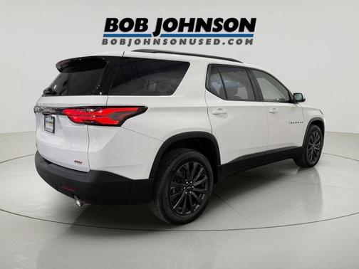 Summit White 2023 Chevrolet Traverse RS