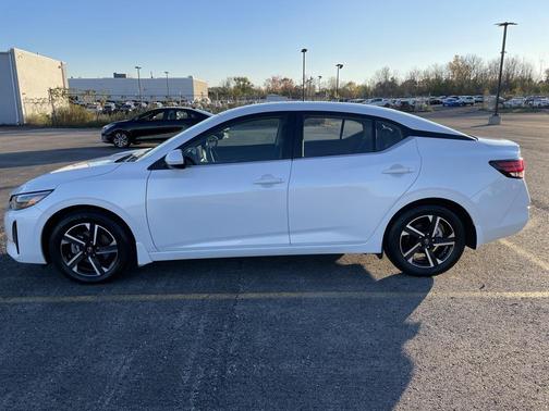 2024 Nissan Sentra SV