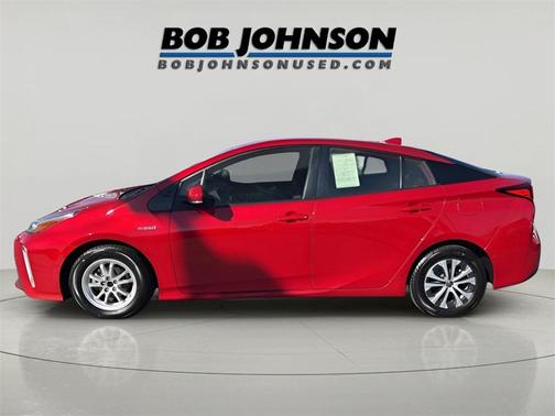 2021 Toyota Prius LE