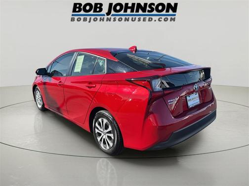 2021 Toyota Prius LE