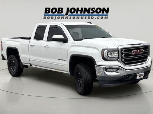 Summit White 2017 GMC Sierra 1500 SLE