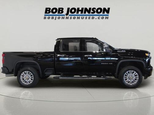 Black 2022 Chevrolet Silverado 2500 High Country