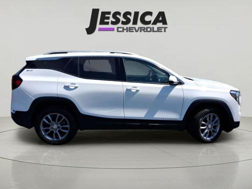 Summit White 2023 GMC Terrain SLT