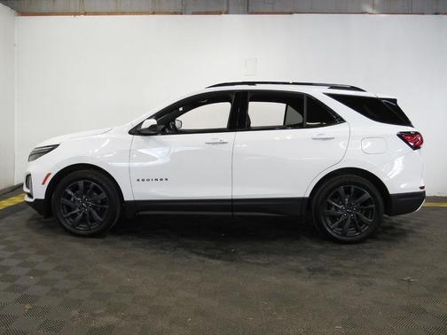 2022 Chevrolet Equinox FWD RS
