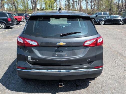 Nightfall Gray Metallic 2018 Chevrolet Equinox LS