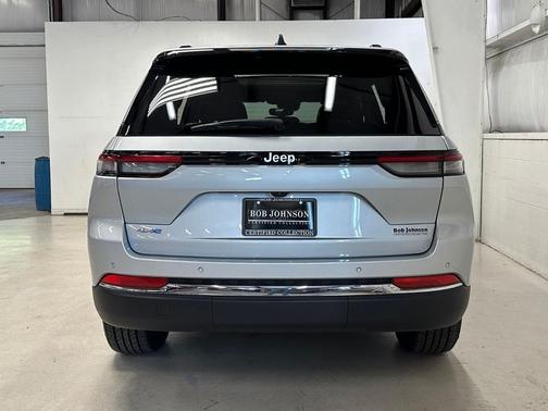 Silver Zynith 2024 Jeep Grand Cherokee 4xe Base