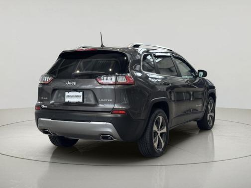 Granite Crystal Metallic Clearcoat 2021 Jeep Cherokee Limited