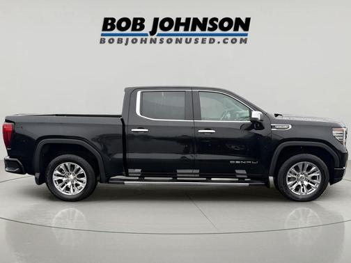 Onyx Black 2022 GMC Sierra 1500 Denali