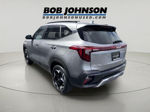 Steel Gray 2024 Kia Seltos EX