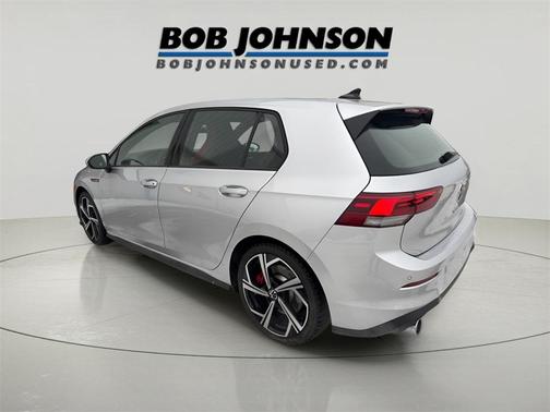 2024 Volkswagen Golf GTI 2.0T SE DSG