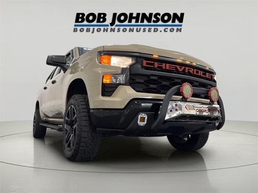 2022 Chevrolet Silverado 1500 Custom Trail Boss