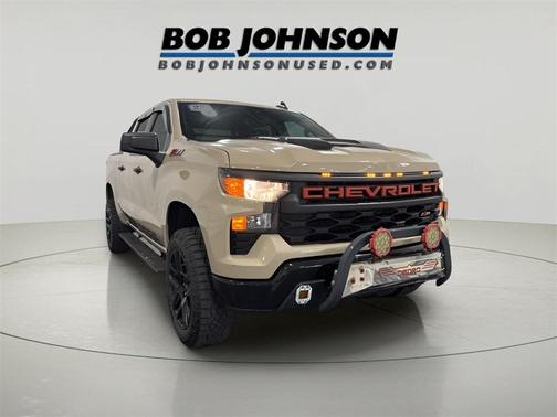 2022 Chevrolet Silverado 1500 Custom Trail Boss