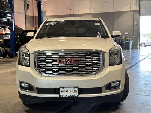 White Frost Tricoat 2018 GMC Yukon SLT Standard Edition