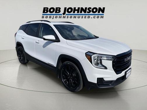 Summit White 2022 GMC Terrain SLE
