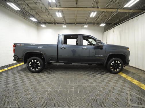 2020 Chevrolet Silverado 2500 Custom