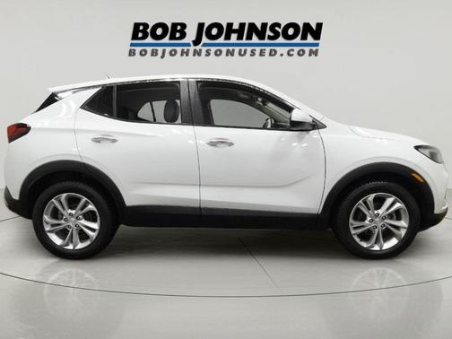 Summit White 2022 Buick Encore GX Preferred