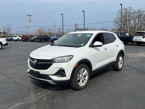 Summit White 2022 Buick Encore GX Preferred