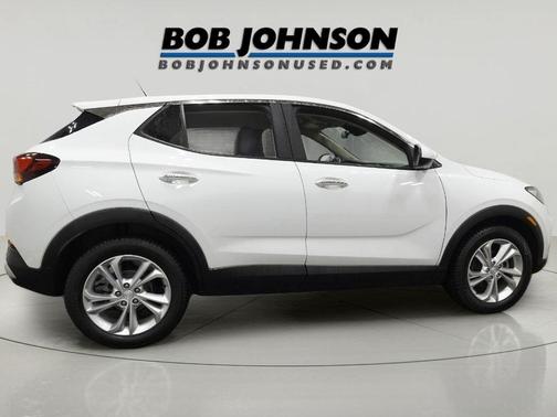 Summit White 2022 Buick Encore GX Preferred