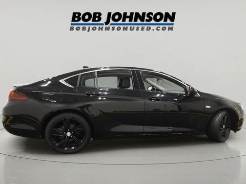 Ebony Twilight Metallic 2020 Buick Regal Sportback AWD Essence