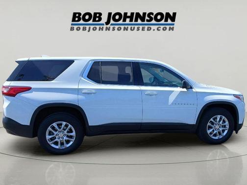 Summit White 2021 Chevrolet Traverse LS