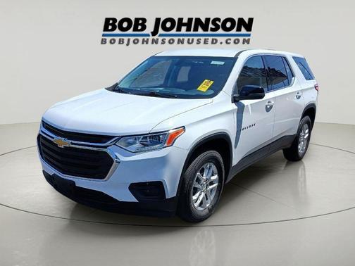 Summit White 2021 Chevrolet Traverse LS