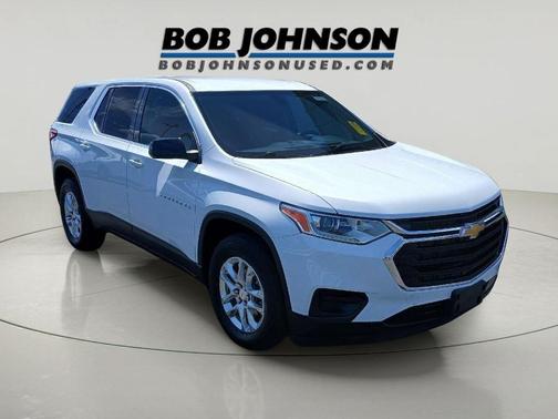 Summit White 2021 Chevrolet Traverse LS