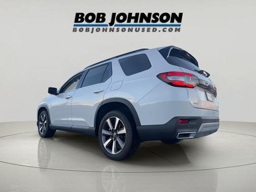 2023 Honda Pilot AWD Elite