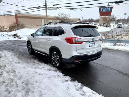 2025 Subaru Ascent Limited 8-Passenger