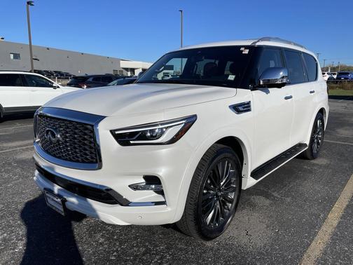 2024 INFINITI QX80 SENSORY AWD