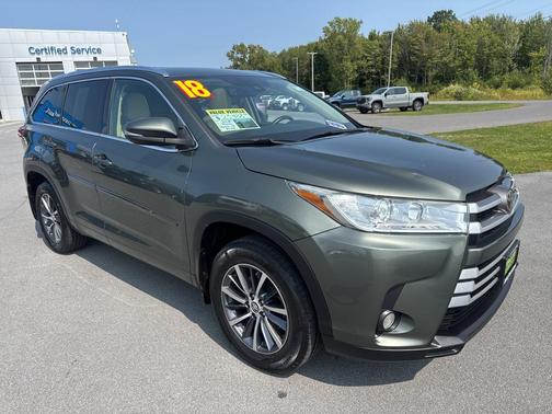 2018 Toyota Highlander SE