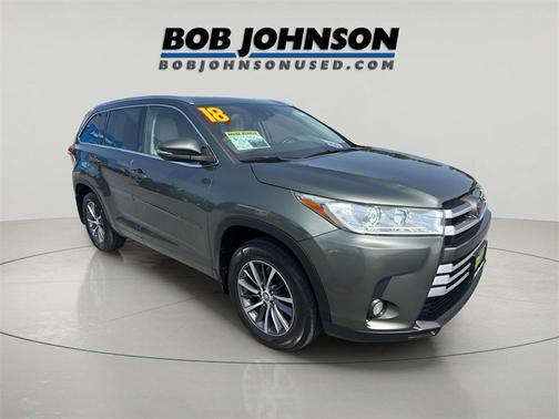 2018 Toyota Highlander SE