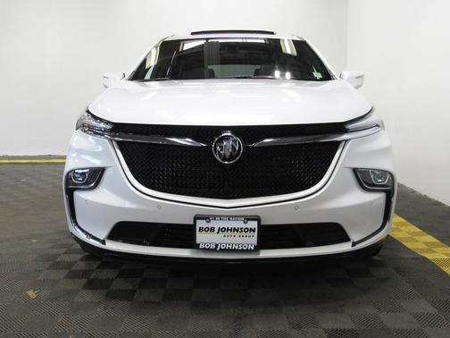 White Frost Tricoat 2024 Buick Enclave Essence AWD