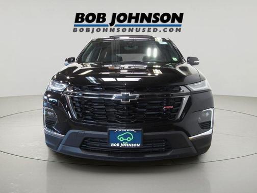 Mosaic Black Metallic 2023 Chevrolet Traverse RS