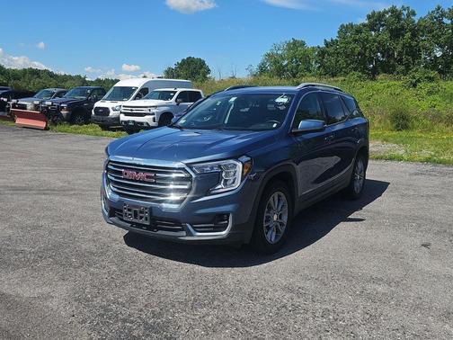 Downpour Metallic 2024 GMC Terrain SLT