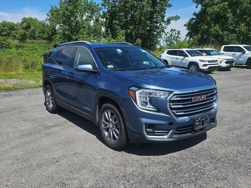 Downpour Metallic 2024 GMC Terrain SLT