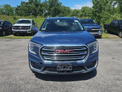 Downpour Metallic 2024 GMC Terrain SLT