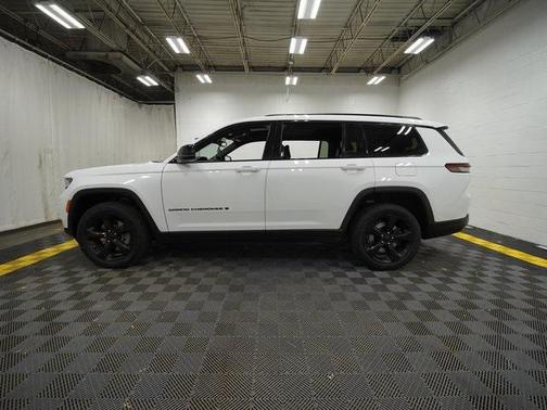 2022 Jeep Grand Cherokee L Altitude