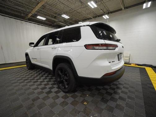 2022 Jeep Grand Cherokee L Altitude