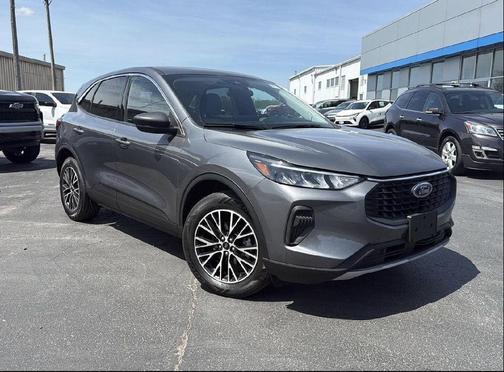 Carbonized Gray Metallic 2023 Ford Escape Active