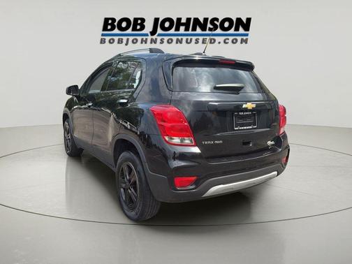 Mosaic Black Metallic 2019 Chevrolet Trax LT