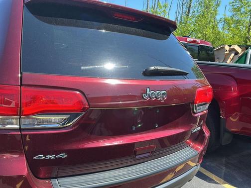 Velvet Red Pearlcoat 2016 Jeep Grand Cherokee Laredo