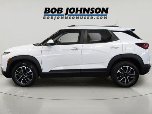 Summit White 2025 Chevrolet Trailblazer LT
