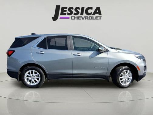 Sterling Gray Metallic 2024 Chevrolet Equinox 1LT
