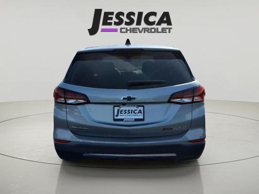 Sterling Gray Metallic 2024 Chevrolet Equinox 1LT
