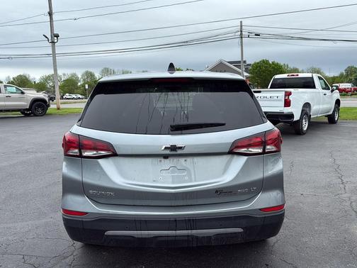 Sterling Gray Metallic 2024 Chevrolet Equinox 1LT