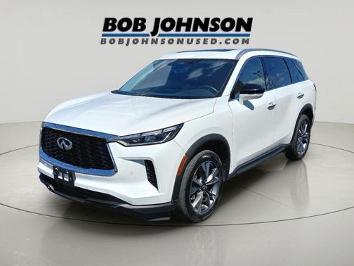 Majestic White 2023 INFINITI QX60 Luxe