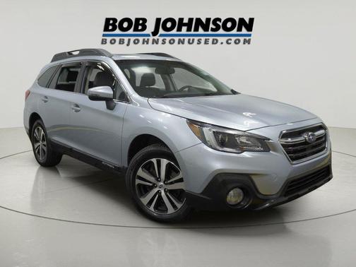 Ice Silver Metallic 2018 Subaru Outback 2.5i Limited