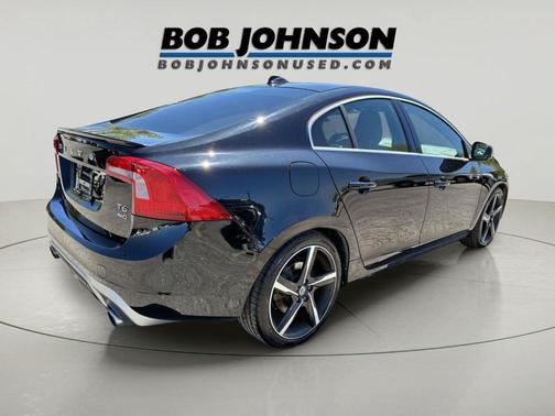 Onyx Black Metallic 2016 Volvo S60 T6 Drive-E R-Design Platinum