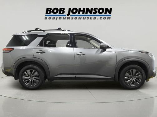 Gun Metallic 2023 Nissan Pathfinder SV 4WD