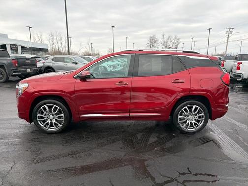 2023 GMC Terrain Denali